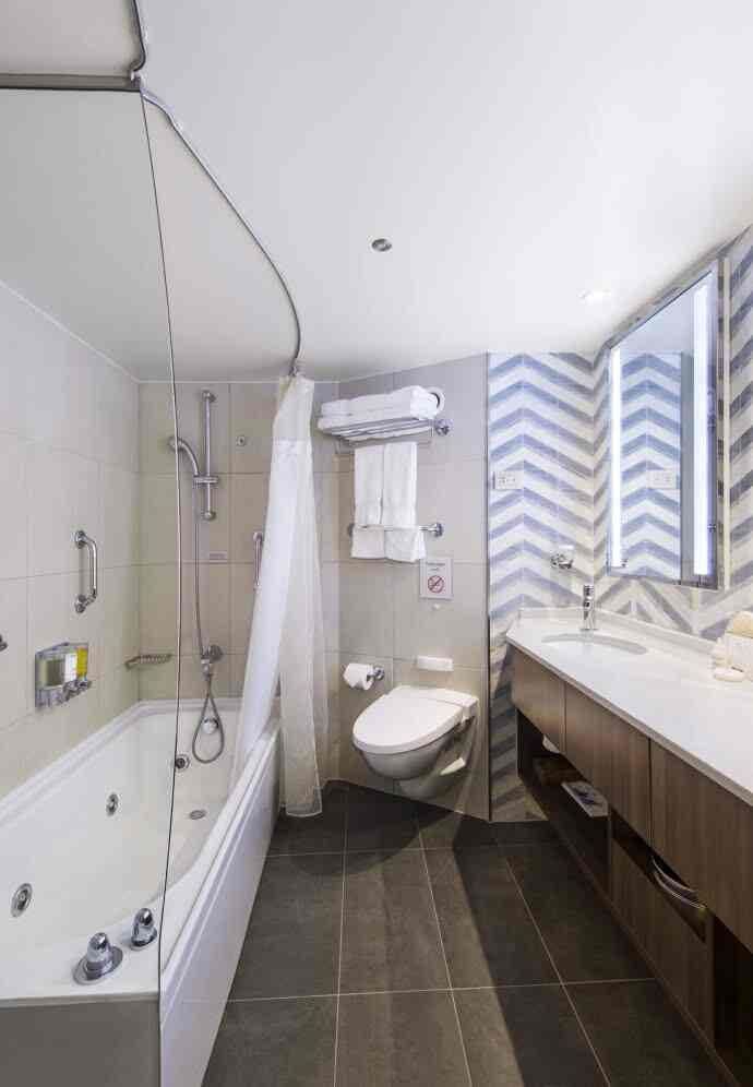 Neptune Suite, Eurodam